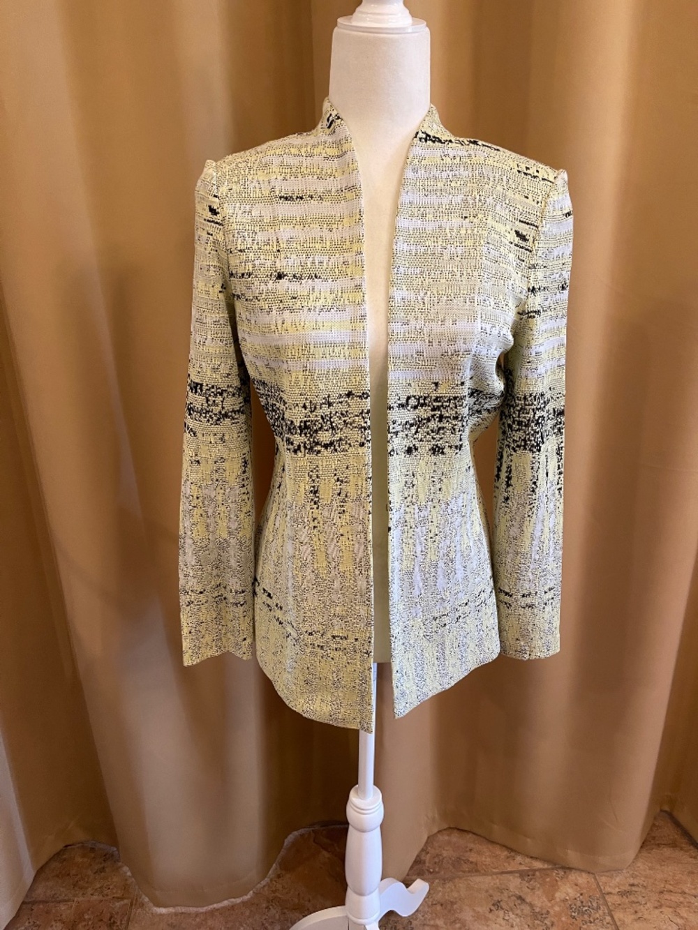 NEW! Ming Wang Cream, Yellow, Black Knit Jacket, Blazer, Cardigan